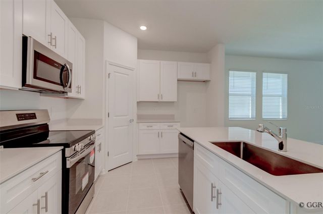 1880 RIDER RAIN LANE, Apopka, FL 32703