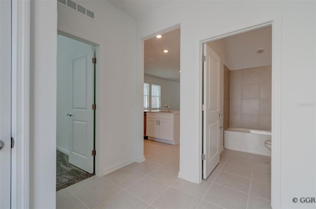 1880 RIDER RAIN LANE, Apopka, FL 32703