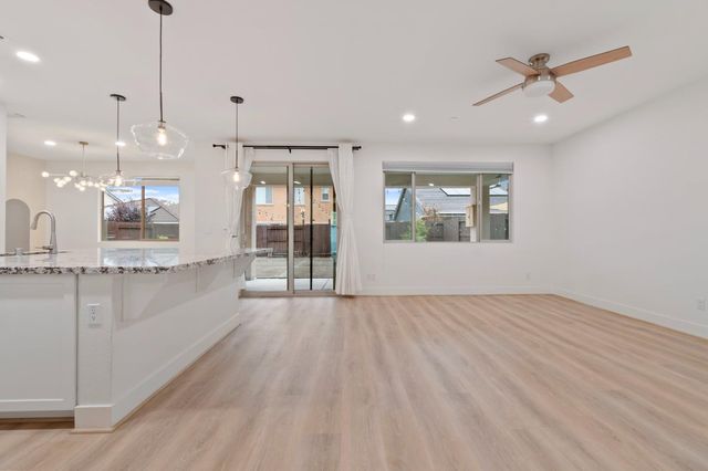 12721 Quantum Way, Rancho Cordova, CA 95742