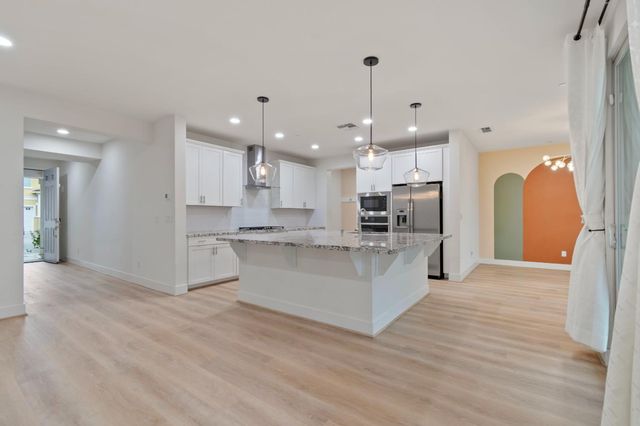 12721 Quantum Way, Rancho Cordova, CA 95742