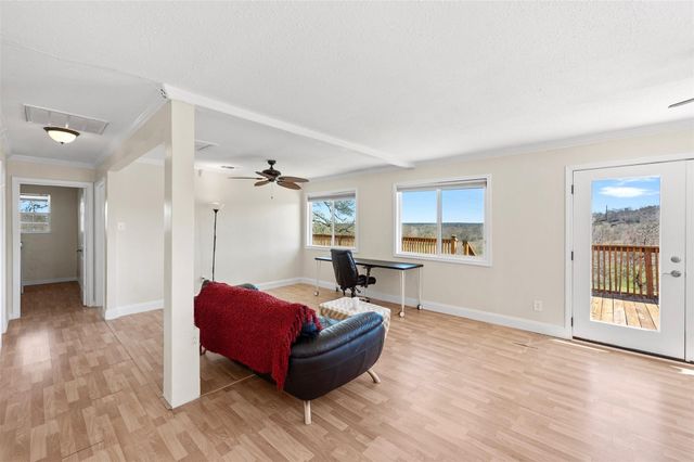 175 Settlers TRL, Elgin, TX 78621