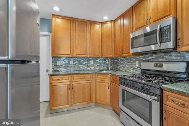 1824 W WILT ST, Philadelphia, PA 19121