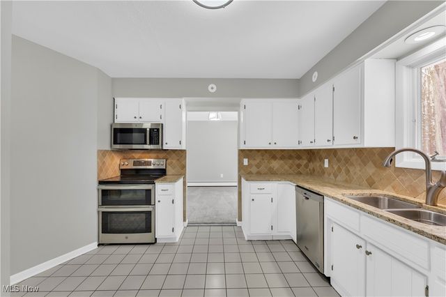 15116 W 130th Street, Strongsville, OH 44136