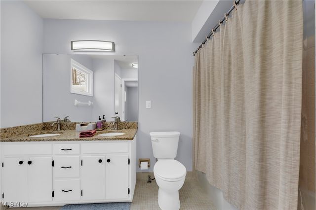 15116 W 130th Street, Strongsville, OH 44136