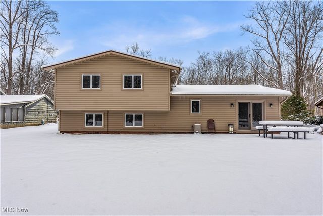 15116 W 130th Street, Strongsville, OH 44136