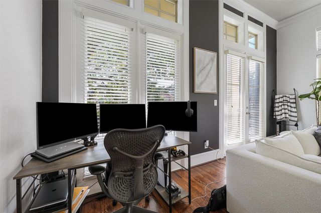 5612 Kiam Street, Houston, TX 77007