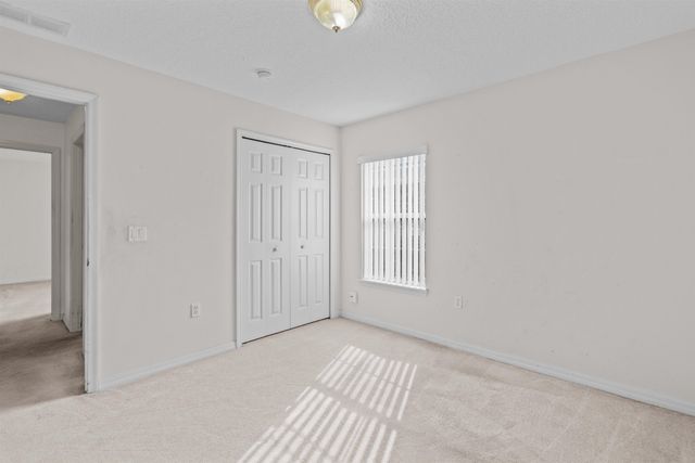 25 Rainstone Ln, Palm Coast, FL 32164