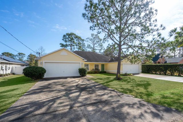 25 Rainstone Ln, Palm Coast, FL 32164