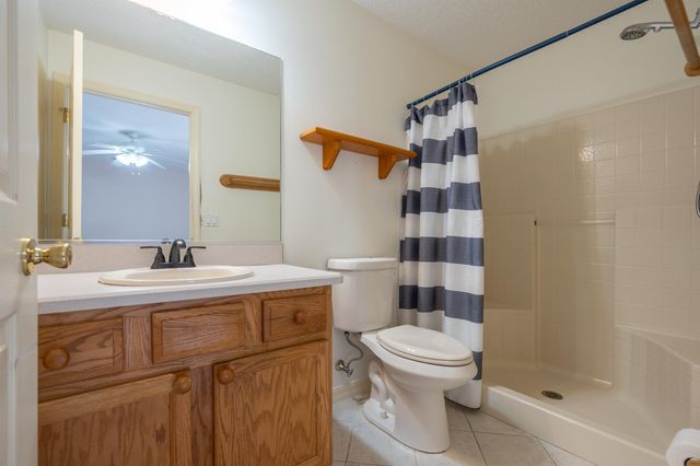 25 Rainstone Ln, Palm Coast, FL 32164