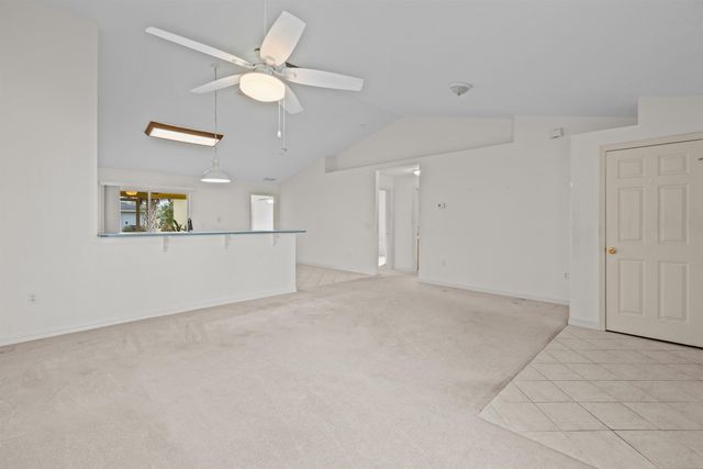 25 Rainstone Ln, Palm Coast, FL 32164