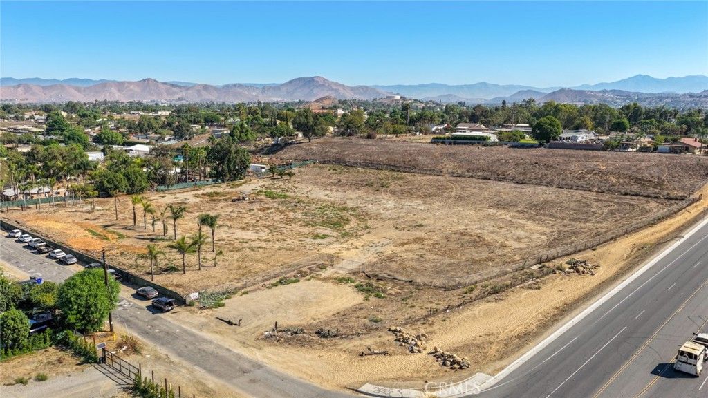 6165 Dodd Street, Jurupa Valley, CA 91752 — photo 2
