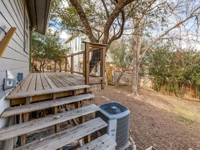 1705 Adriane DR, Austin, TX 78721