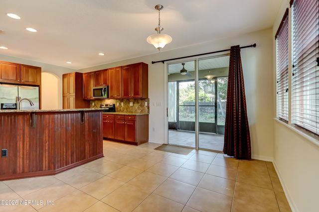 3681 LIGHTVIEW Lane, Jacksonville, FL 32225