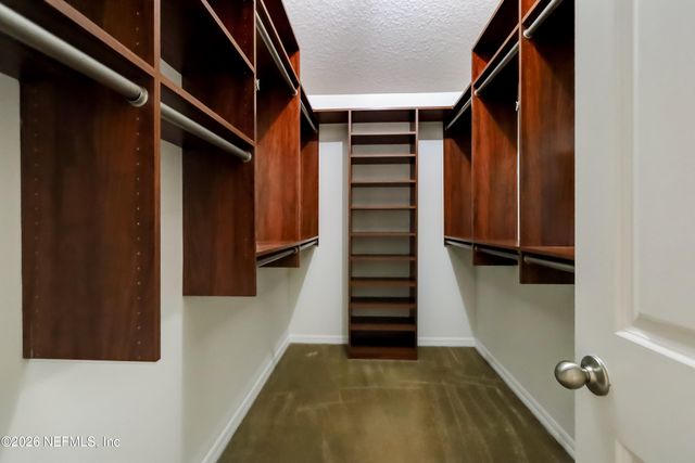 3681 LIGHTVIEW Lane, Jacksonville, FL 32225