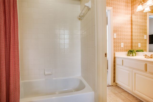 9105 Warm Springs Circle, Plano, TX 75024