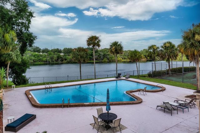 510 CRANES WAY 206, Altamonte Springs, FL 32701