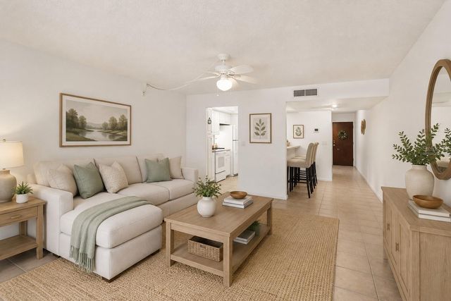 510 CRANES WAY 206, Altamonte Springs, FL 32701