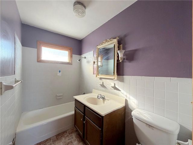 17787 Cantrell Road, Linwood, KS 66052