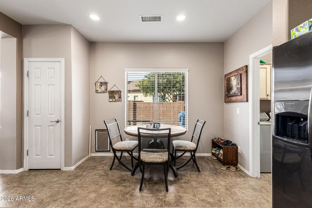 26109 W RUNION Drive, Buckeye, AZ 85396