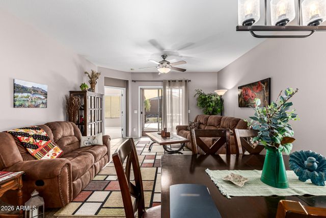 26109 W RUNION Drive, Buckeye, AZ 85396