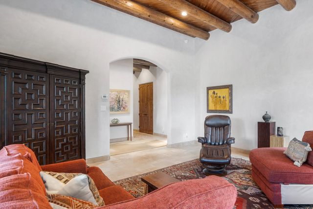 18 Calle San Acacia, Santa Fe, NM 87506
