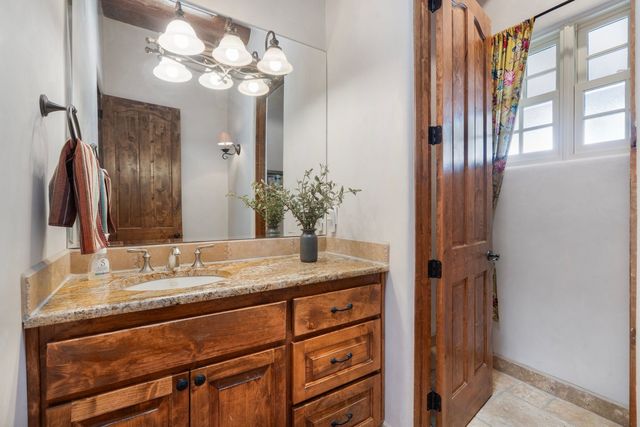 18 Calle San Acacia, Santa Fe, NM 87506