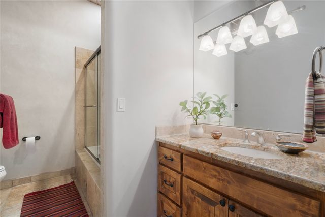 18 Calle San Acacia, Santa Fe, NM 87506
