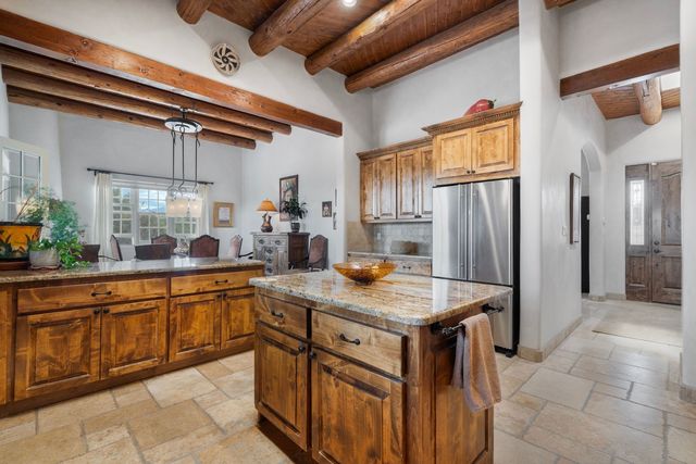 18 Calle San Acacia, Santa Fe, NM 87506