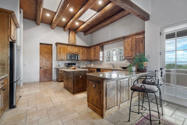 18 Calle San Acacia, Santa Fe, NM 87506