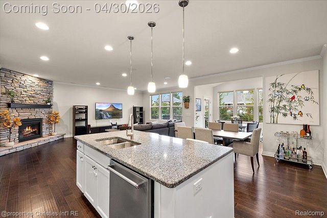 31035 Tremont Lane, Beverly Hills Village, MI 48025