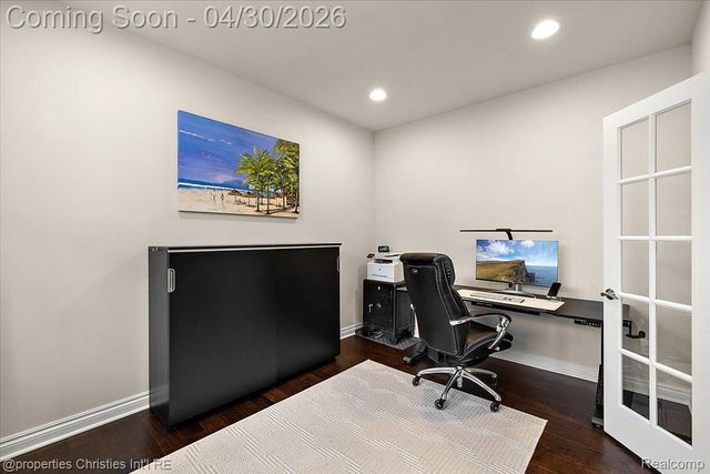 31035 Tremont Lane, Beverly Hills Village, MI 48025