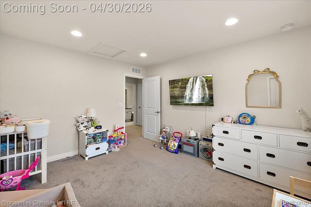 31035 Tremont Lane, Beverly Hills Village, MI 48025