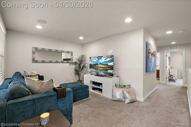 31035 Tremont Lane, Beverly Hills Village, MI 48025