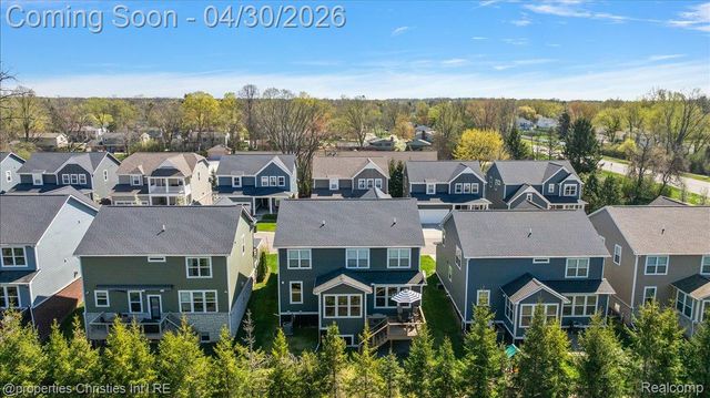 31035 Tremont Lane, Beverly Hills Village, MI 48025