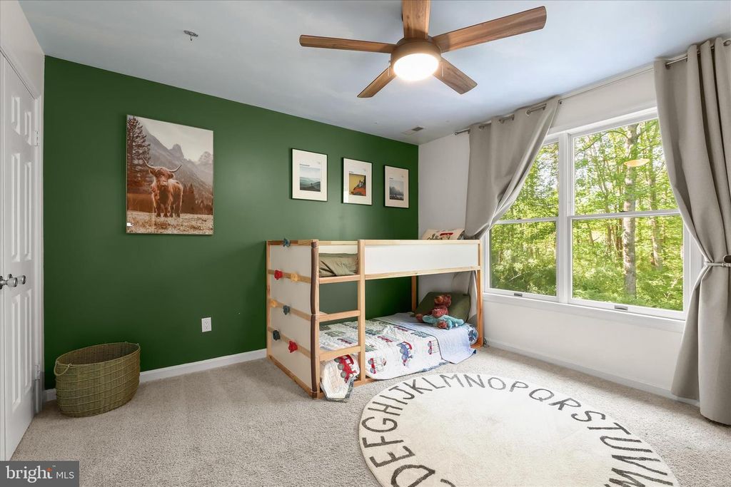 Image 38 of property listing at 625 SIDELING CT, Sykesville, MD 21784