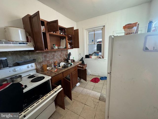 2228 W FIRTH ST, Philadelphia, PA 19132