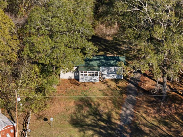 2408 Blairs Landing, Karnack, TX 75670