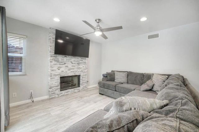 275 Royal Glen Drive, Fallbrook, CA 92028