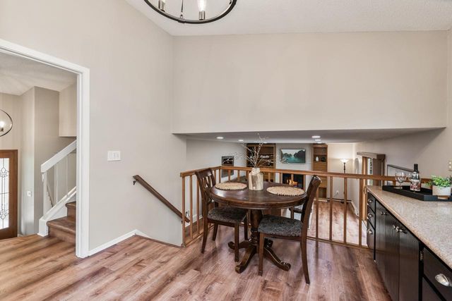 9515 Risewood Circle, Eden Prairie, MN 55347