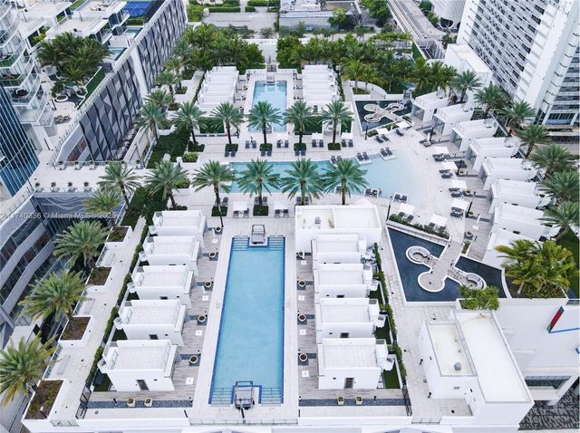 851 NE 1st Ave 811, Miami, FL 33132