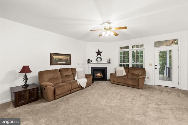 126 YORKTOWN BLVD, Locust Grove, VA 22508