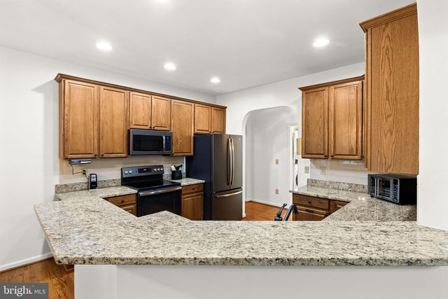 126 YORKTOWN BLVD, Locust Grove, VA 22508