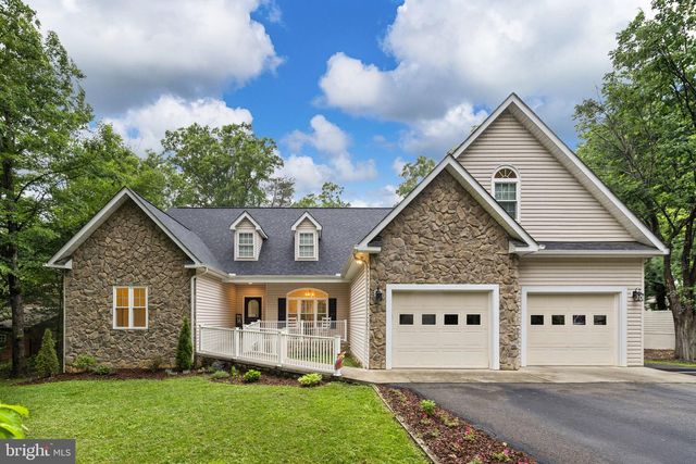 126 YORKTOWN BLVD, Locust Grove, VA 22508