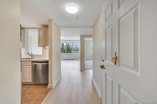 300 E Overlook 240, Port Washington, NY 11050
