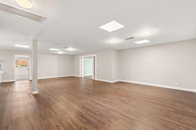 1500 N Mesa Road, Belen, NM 87002