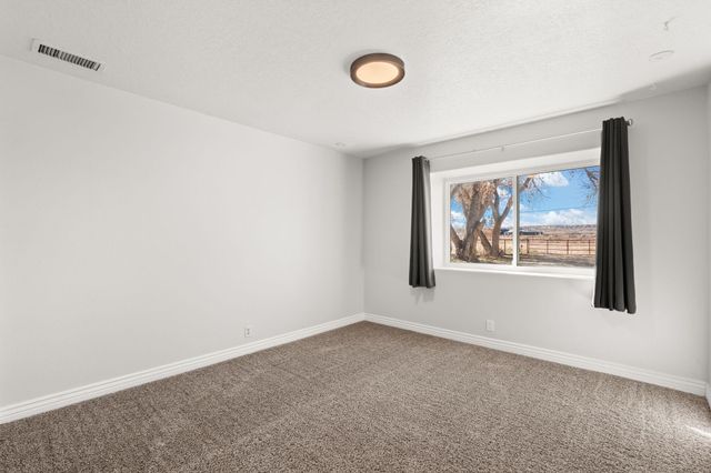 1500 N Mesa Road, Belen, NM 87002