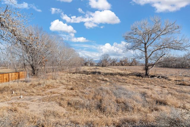 1500 N Mesa Road, Belen, NM 87002