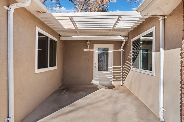 1500 N Mesa Road, Belen, NM 87002