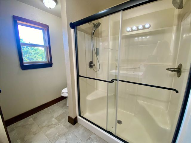 405 County Road 1264, Whitesboro, TX 76273