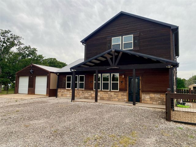 405 County Road 1264, Whitesboro, TX 76273